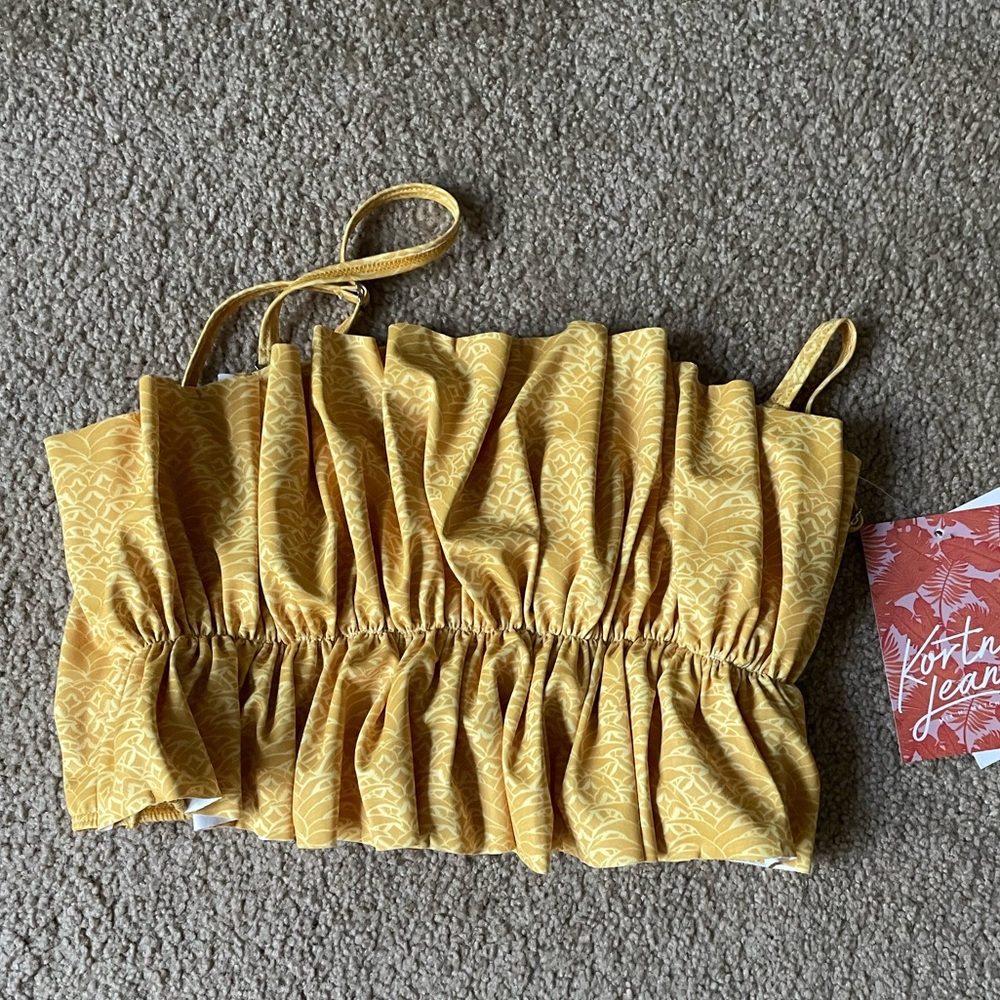 NWT Kortni Jean Small Oversized Ruffle Top OSR in Golden Pineapple